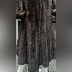 Mahogany mink coat with flouncy bottoms 💯 genuine female mink Fur coat
